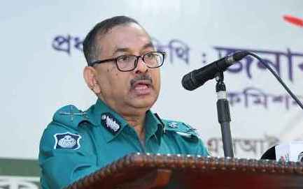 ক্ষমা চাইলেন ডিএমপি কমিশনার