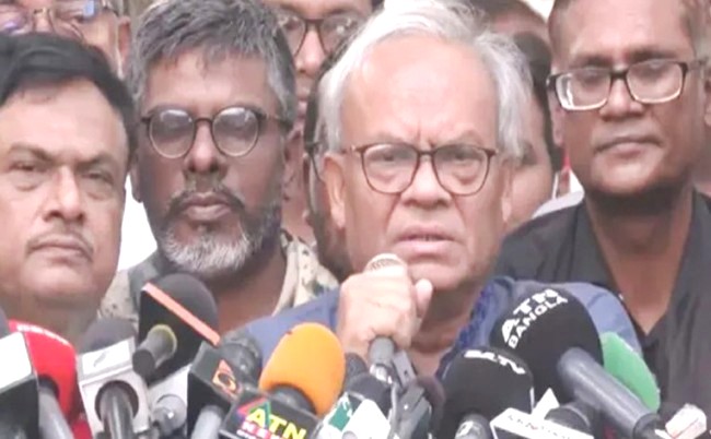 ‘বোকার স্বর্গে’ বাস করছে ভারত : রিজভী